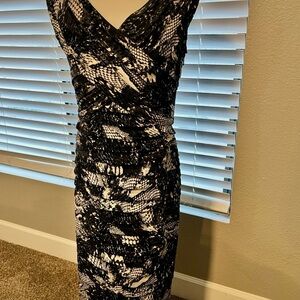 Adrianna Papell Monochrome Patterned Midi Dress
